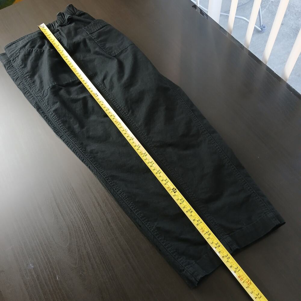 Chico's Black Capri Pants 2.5 Regular (L/14) stretch waist pockets - Picture 12 of 13